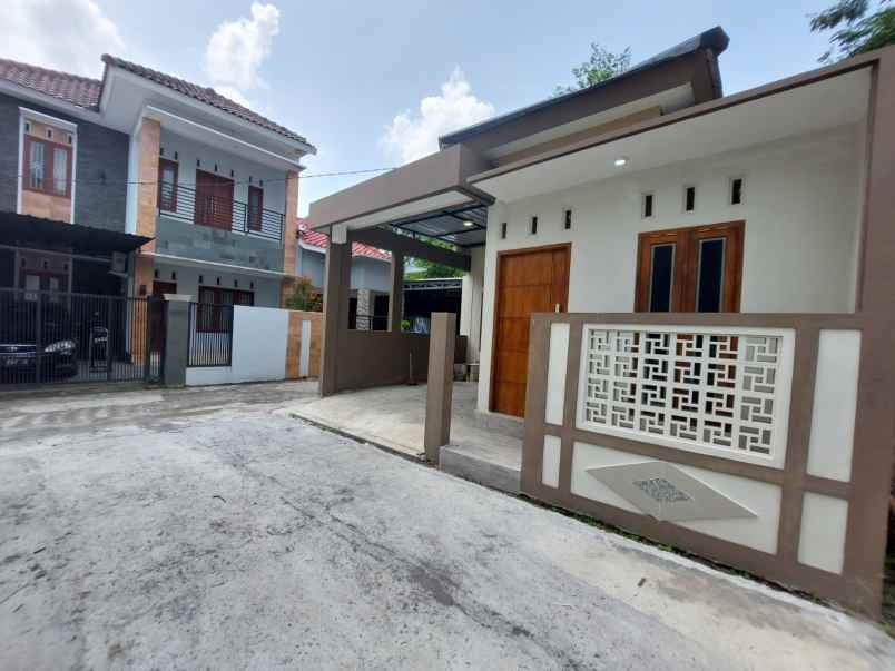 dijual rumah banguntapan bantul yogyakarta