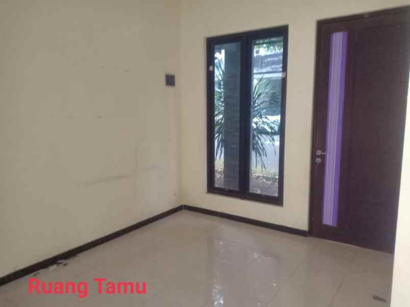 dijual rumah banyumanik