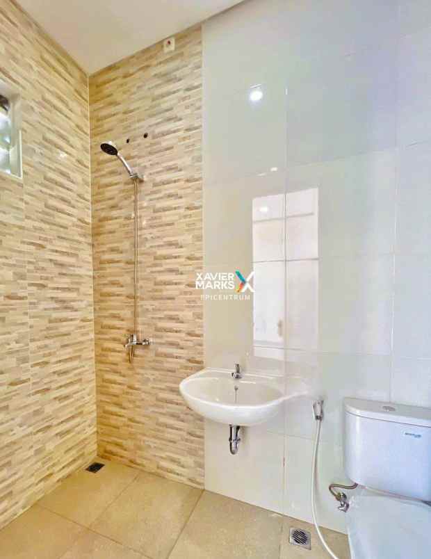 dijual rumah baru di gading pantai dekat kenjeran