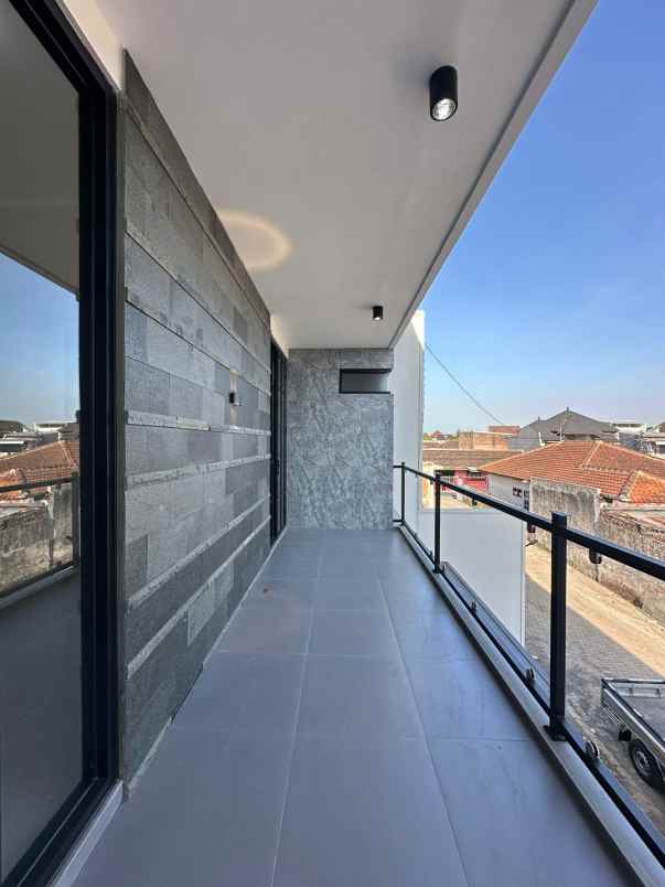 dijual rumah baru modern minimalis lokasi sulfat