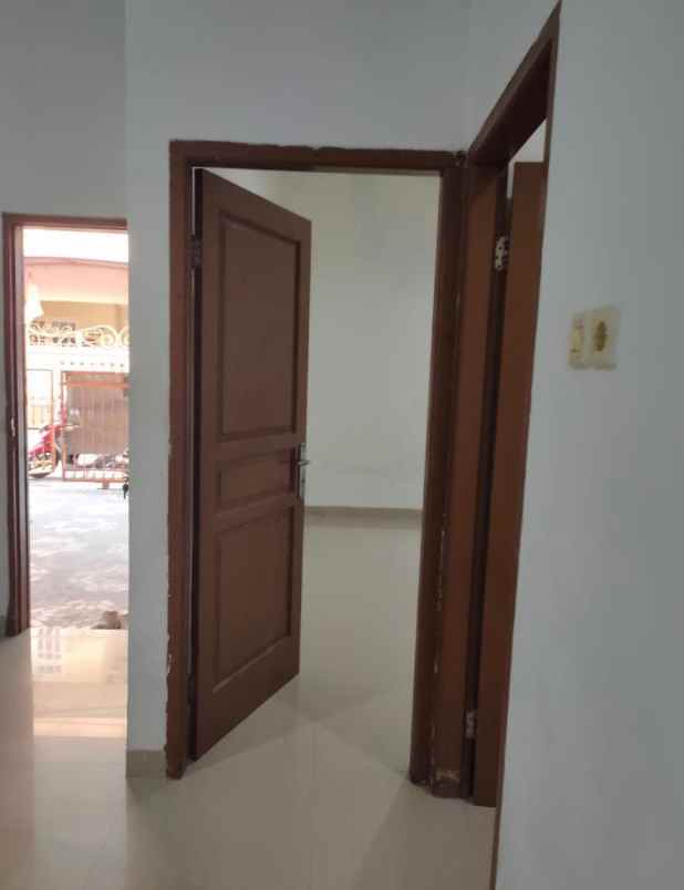 dijual rumah baru poris indah