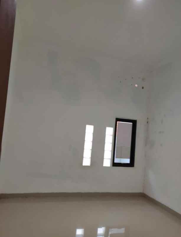 dijual rumah baru poris indah