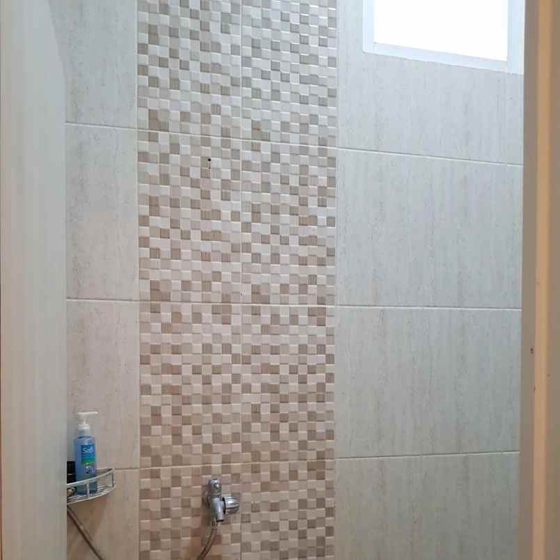 dijual rumah baru renovasi deket bintaro