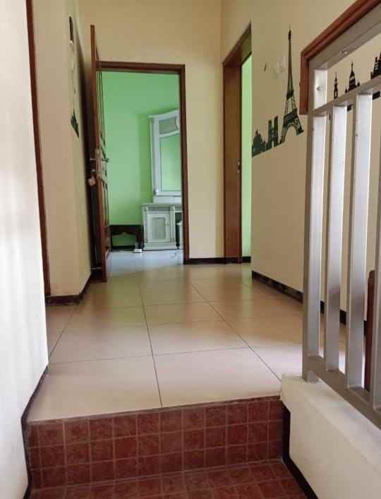dijual rumah batu