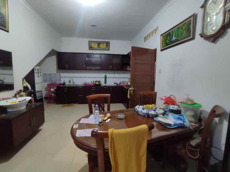 dijual rumah batununggal indah