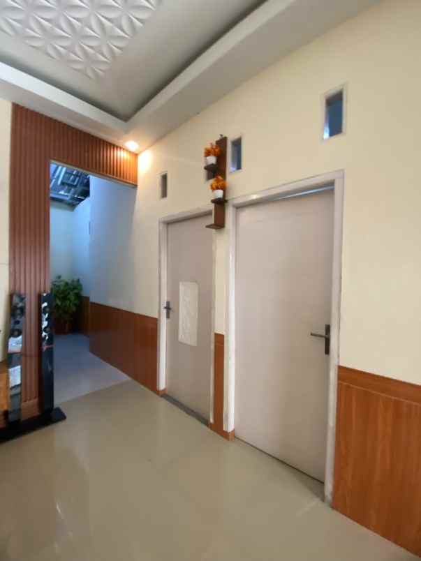 dijual rumah bedahan sawangan depok