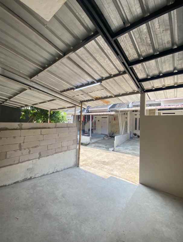 dijual rumah bedahan sawangan depok