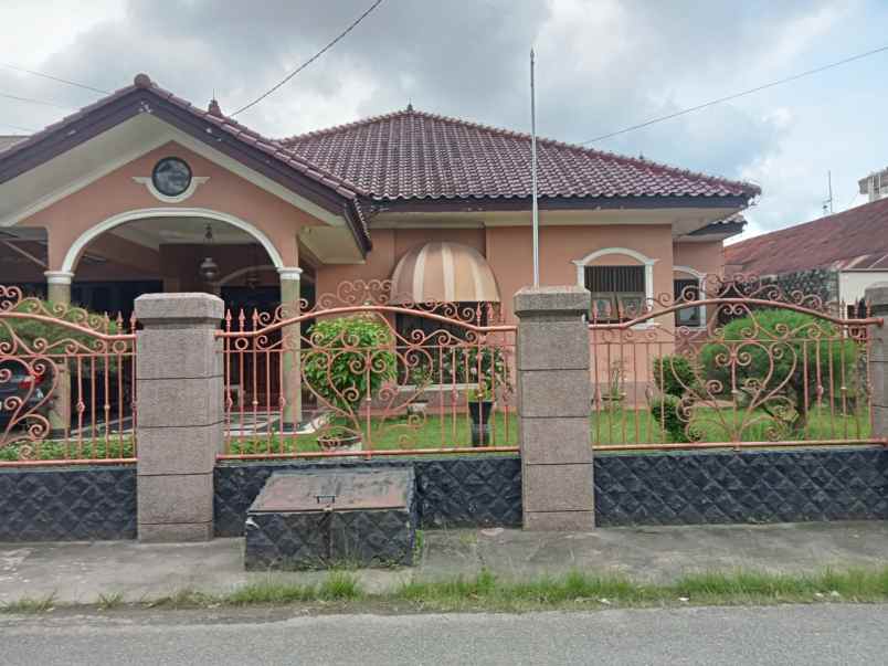 dijual rumah bekas di medan johor