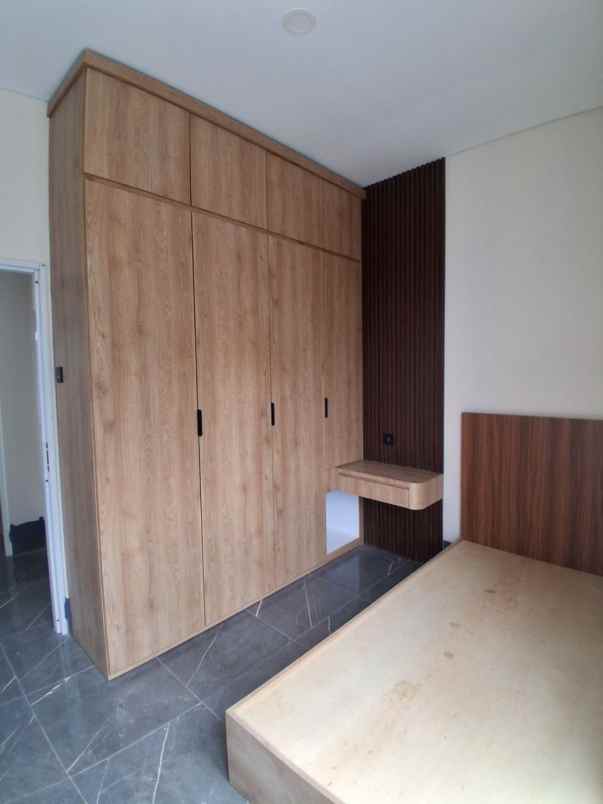 dijual rumah besi jangkang sukoharjo