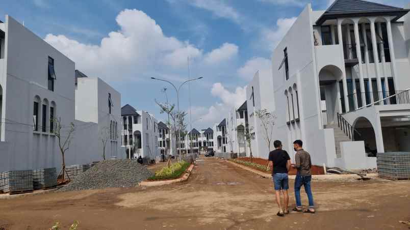 dijual rumah bsd