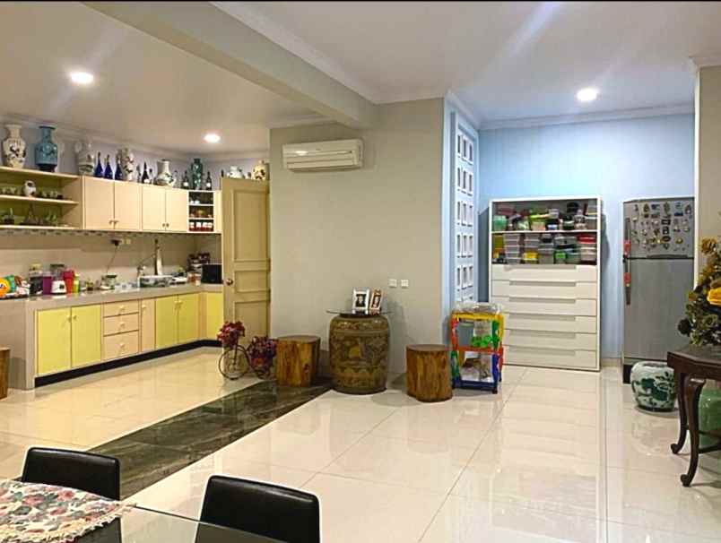 dijual rumah bukit golf mediterania