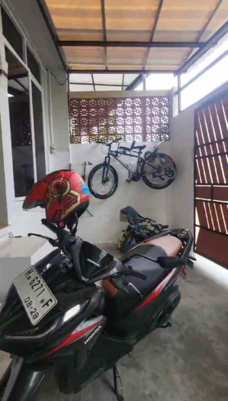 dijual rumah bukit sendangmulyo