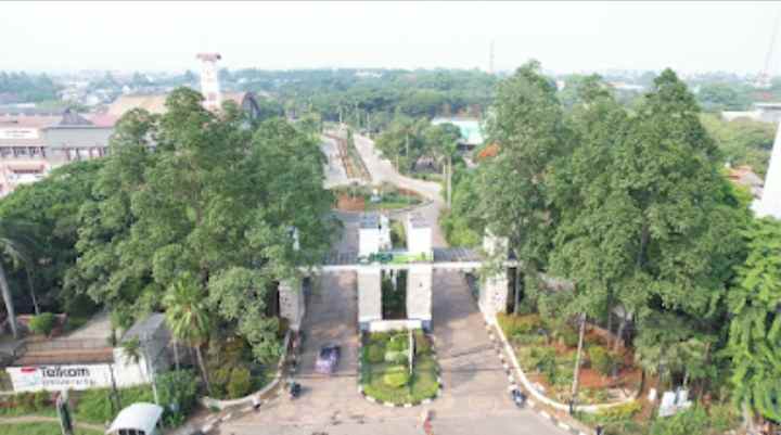 dijual rumah casa jardin daan mogot