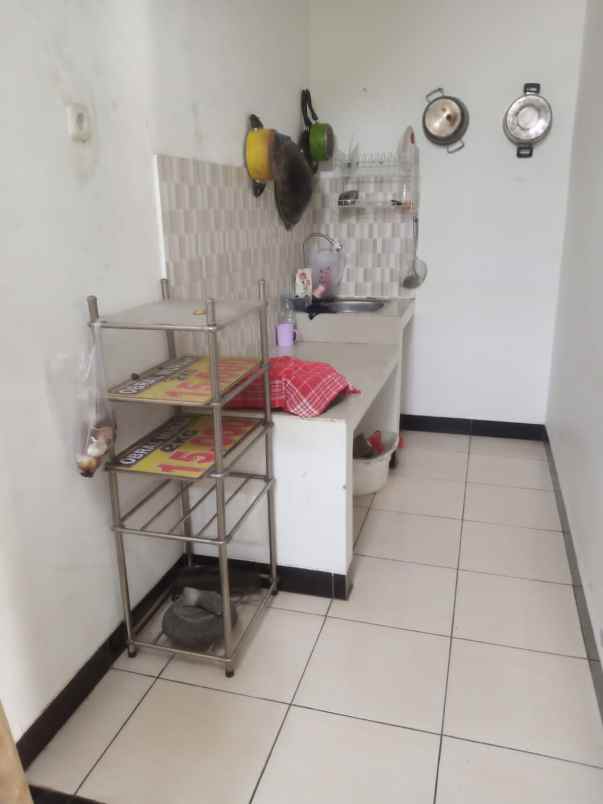 dijual rumah casa raksa residence