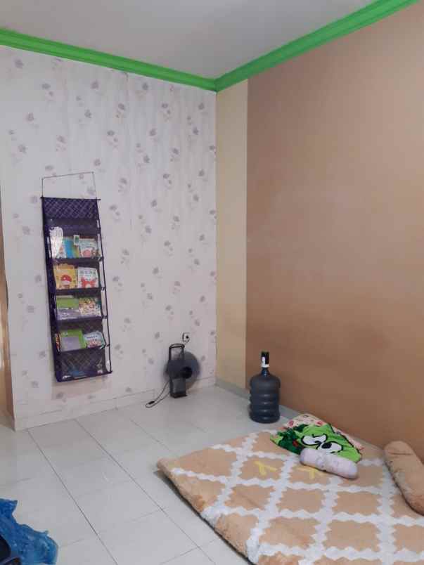 dijual rumah cempaka baru