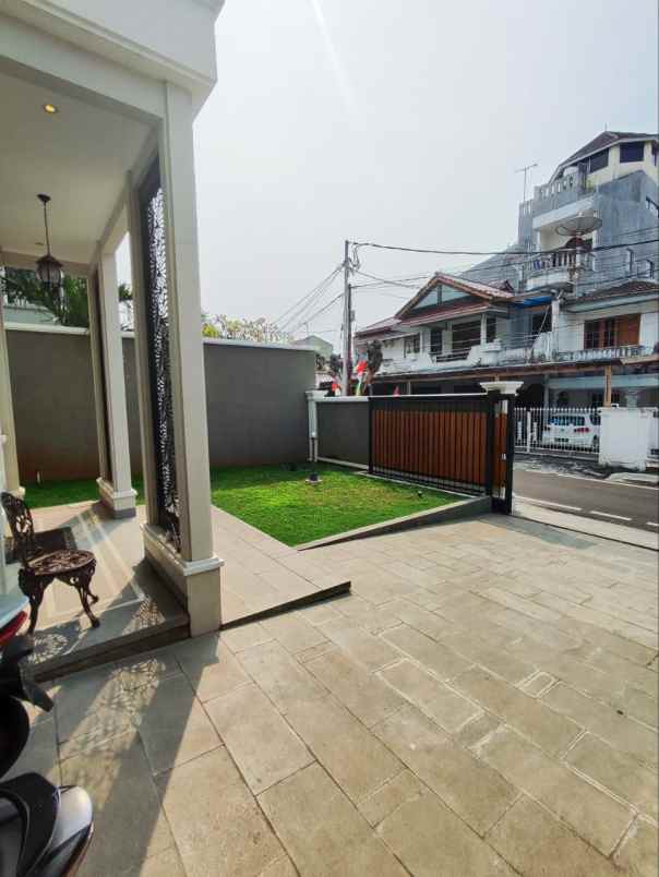 dijual rumah cempaka putih