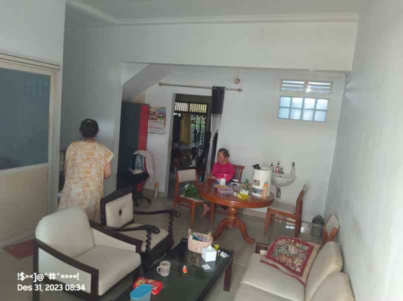 dijual rumah cempaka putih barat