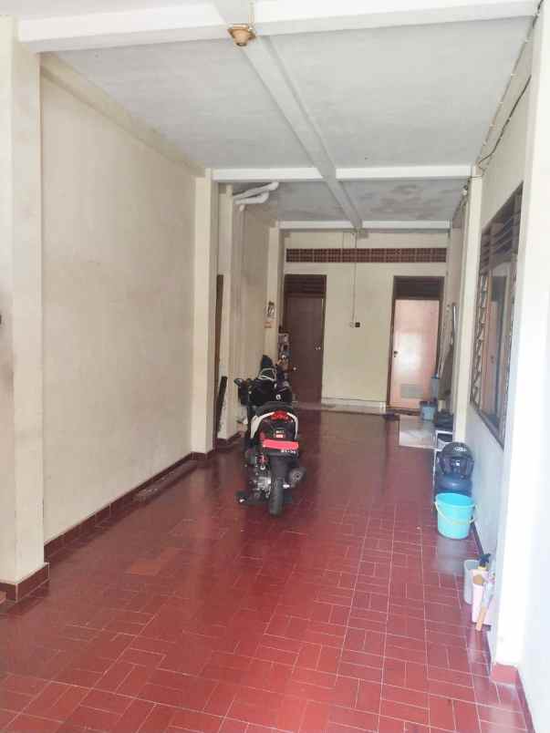 dijual rumah cempaka putih jakarta pusat