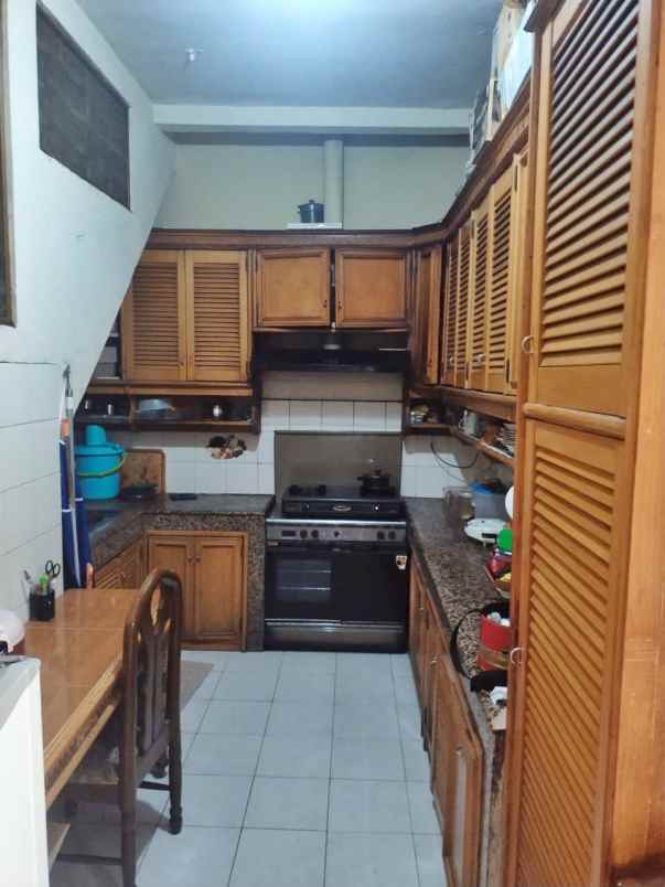 dijual rumah cempaka putih jakarta pusat