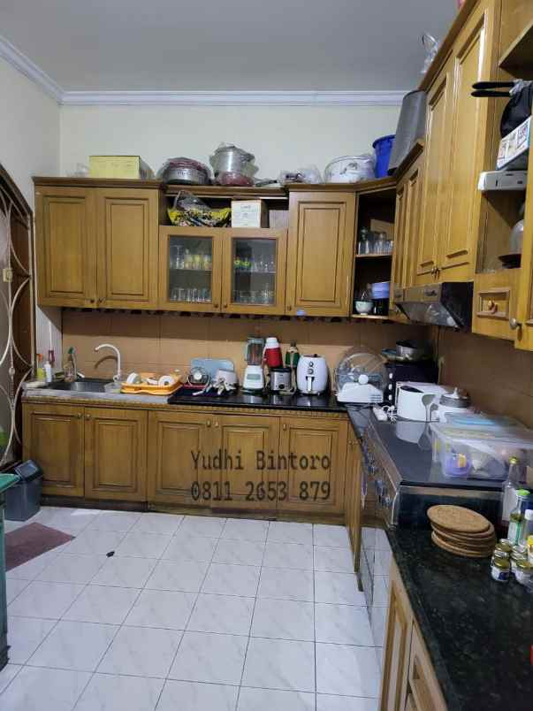 dijual rumah cempaka putih tengah