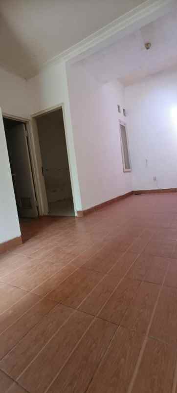 dijual rumah cendana residence