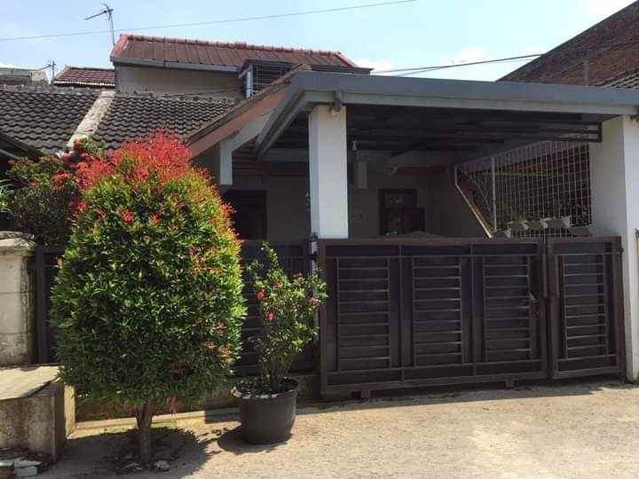 dijual rumah ciganitri