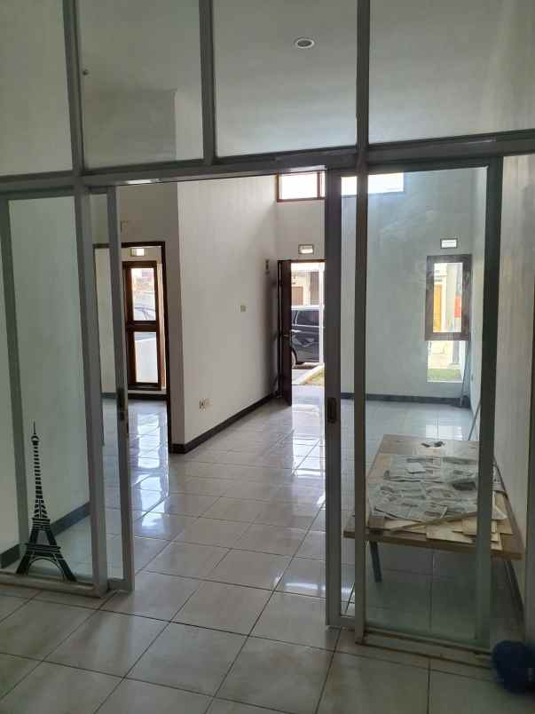 dijual rumah ciganitri