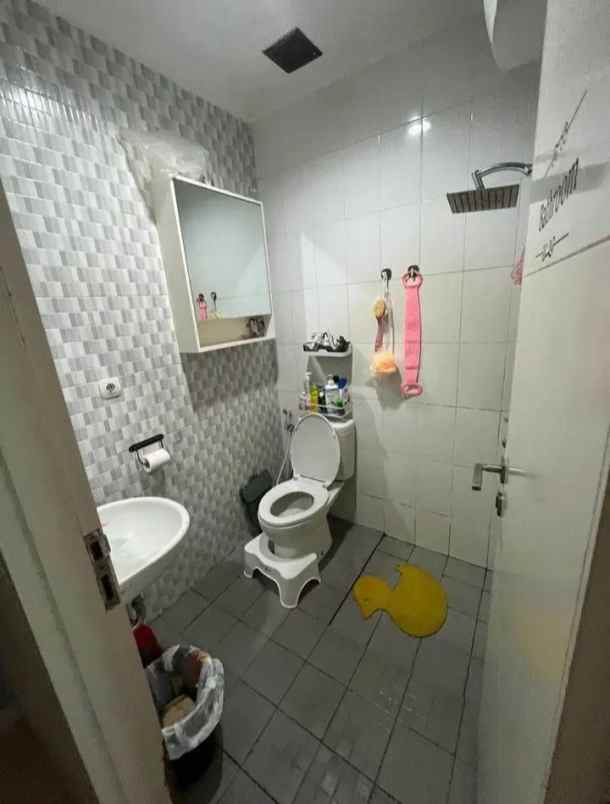 dijual rumah ciganitri