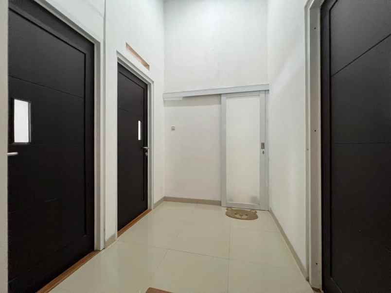 dijual rumah ciganitri