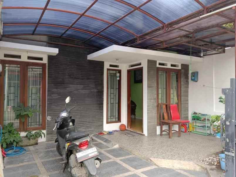 dijual rumah ciganitri bojongsoang