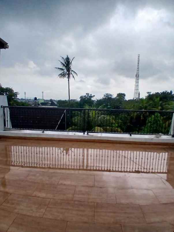 dijual rumah ciganjur
