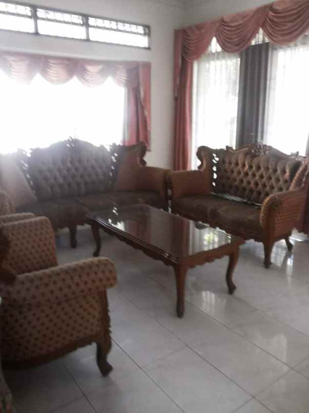 dijual rumah cijaura