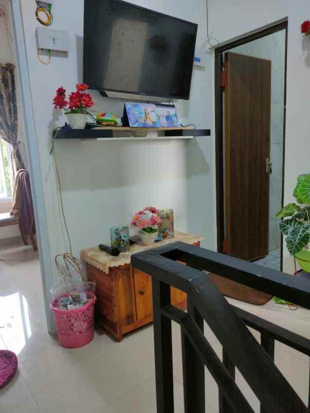 dijual rumah cikaret cibinong bogor