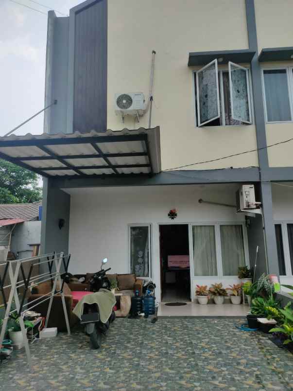 dijual rumah cikaret cibinong bogor