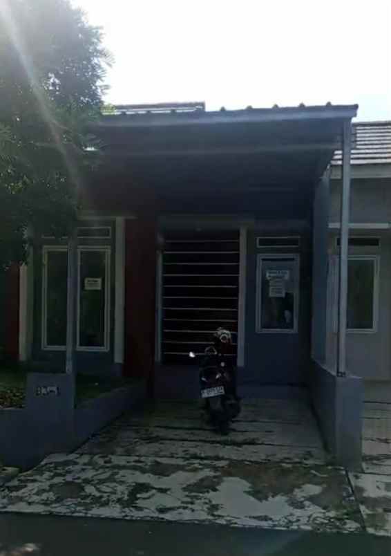 dijual rumah cilebut