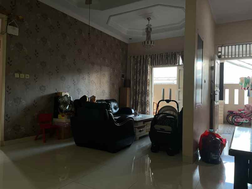 dijual rumah cimanggis