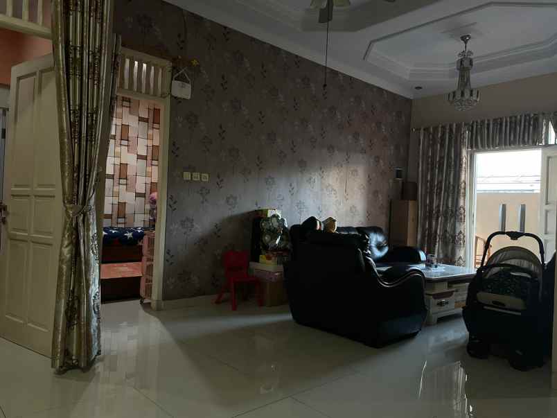 dijual rumah cimanggis