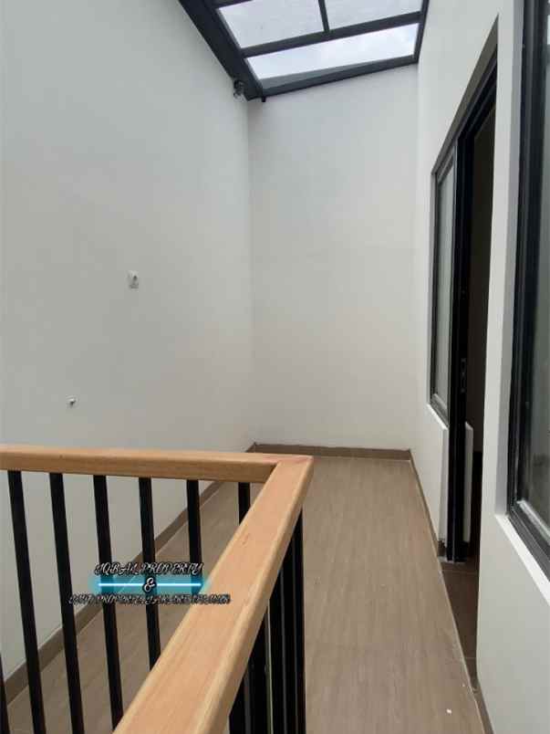 dijual rumah cipinang cempedak
