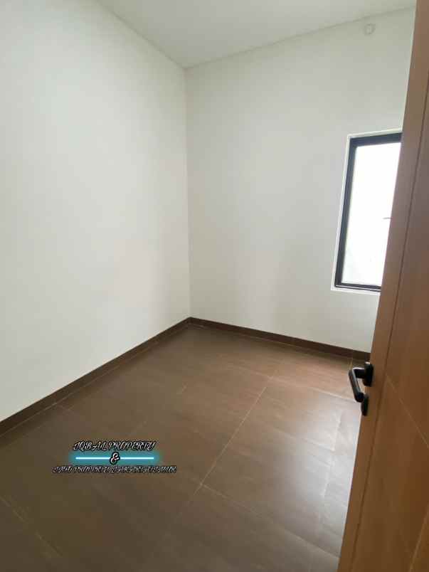 dijual rumah cipinang cempedak