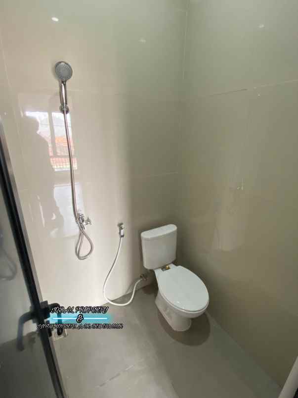 dijual rumah cipinang cempedak