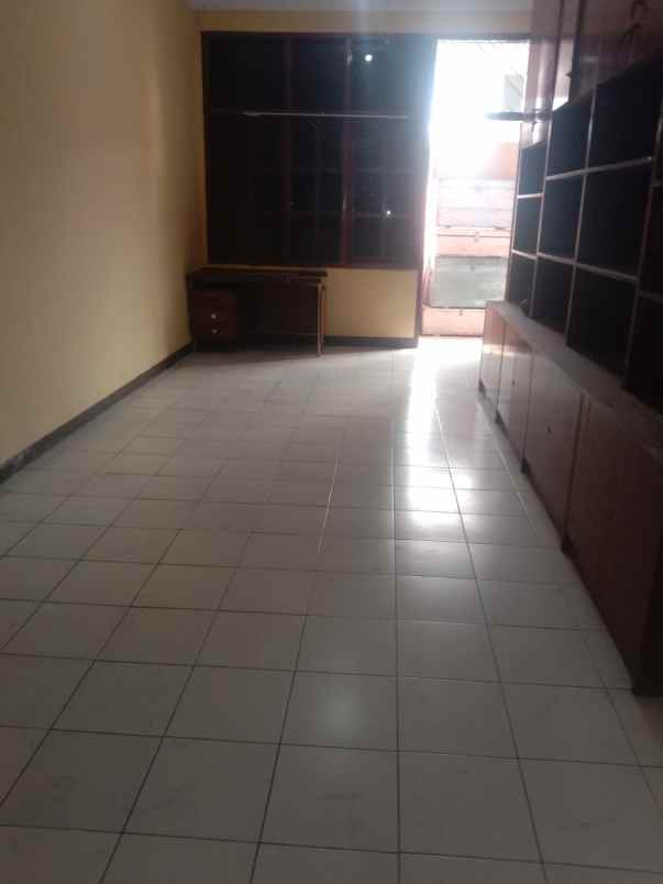 dijual rumah cipinang kebembem