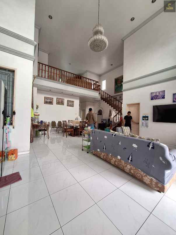 dijual rumah cirendeu ciputat