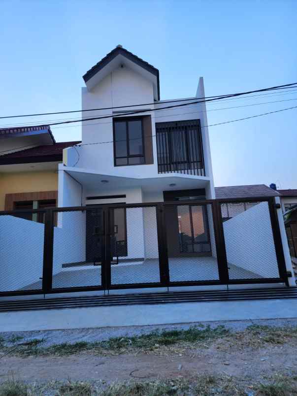 dijual rumah cisaranten kulon