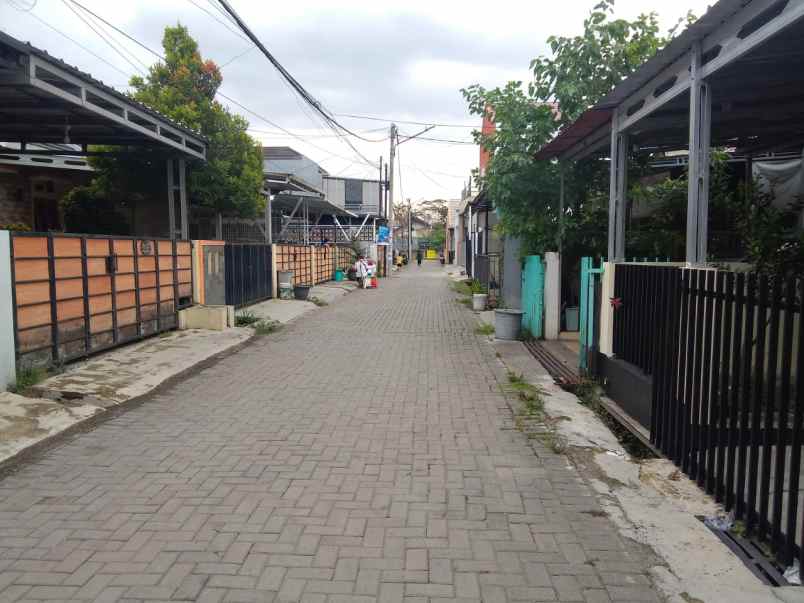 dijual rumah cisaranten kulon arcamanik