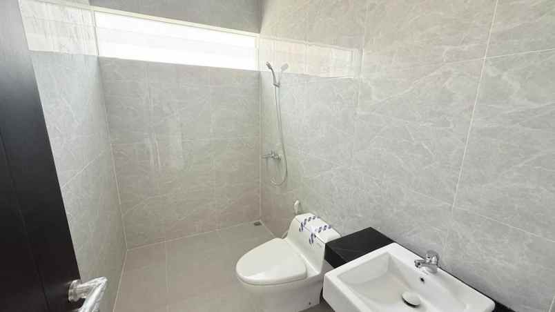 dijual rumah citra garden sidoarjo