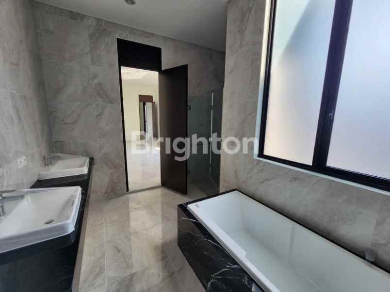 dijual rumah citraland