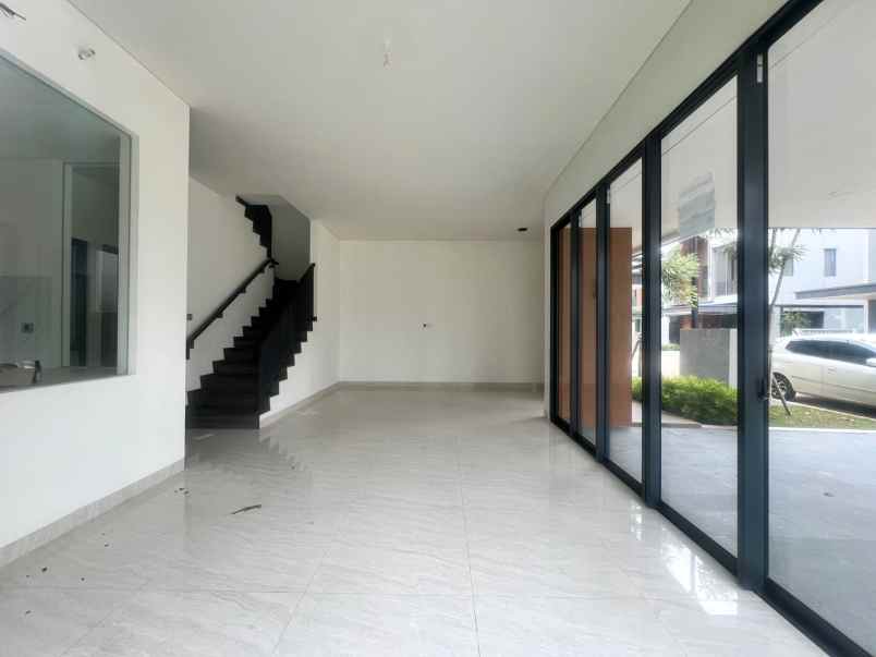 dijual rumah cluster newton springs