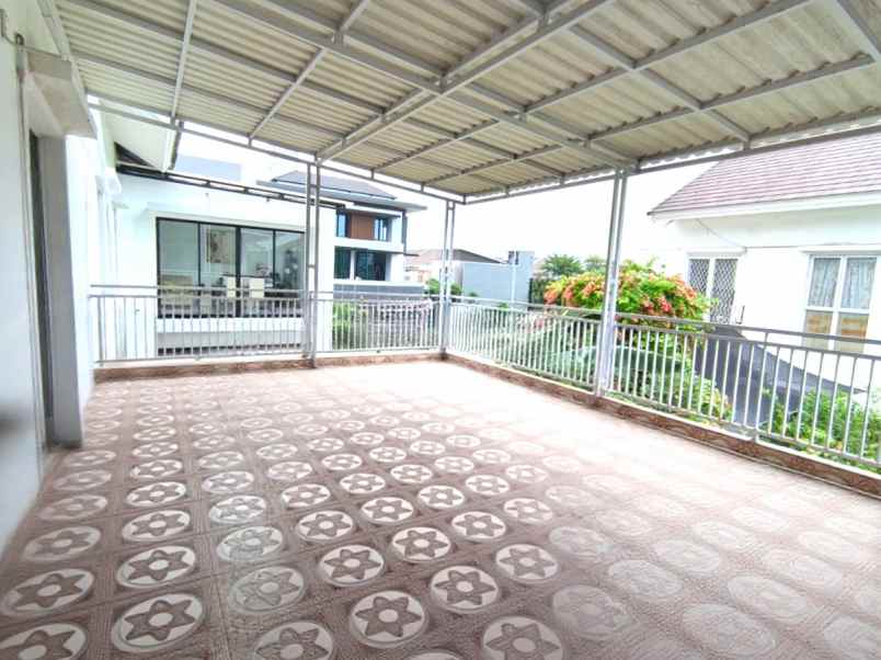 dijual rumah cluster palm spring jgc