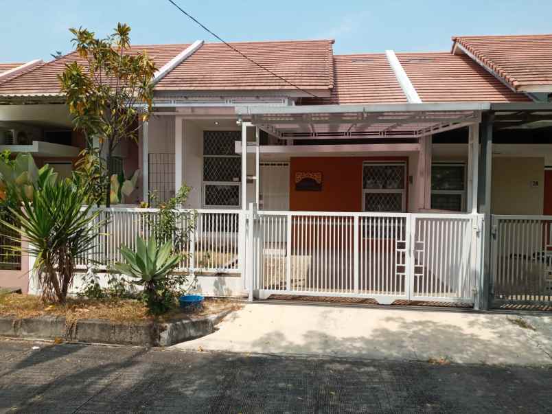 dijual rumah cluster puri cisaranten