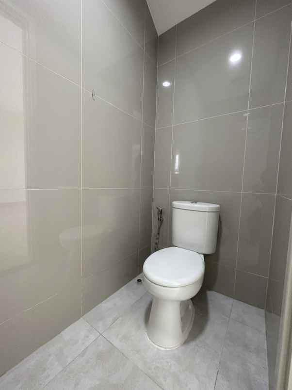 dijual rumah cluster sentarum asya jgc